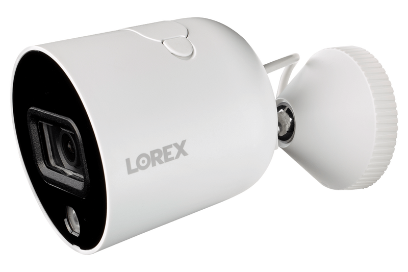 Lorex Smart Outdoor WiFi Security Camera With Advanced Active Deterrence - Open Box