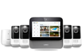 Centre de sécurité Lorex Smart Home avec quatre caméras fonctionnant sur batterie 2K et prolongateur de portée