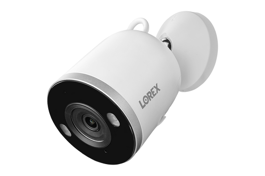 Lorex 2K Spotlight Indoor/Outdoor Wi-Fi Security Camera (32GB, Cloud-Enabled)