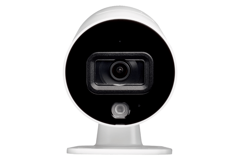 Lorex Smart Outdoor WiFi Security Camera With Advanced Active Deterrence - Open Box