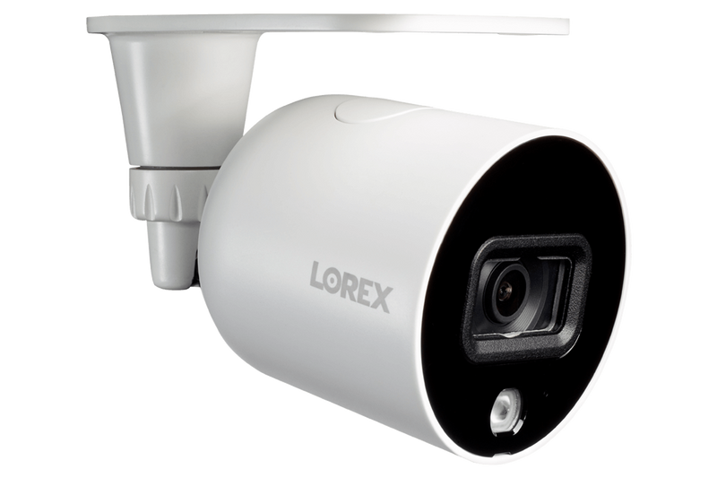 Lorex Smart Outdoor WiFi Security Camera With Advanced Active Deterrence - Open Box