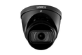 Caméra de sécurité dôme filaire IP 4K Lorex avec écoute audio, objectif varifocal motorisé et enregistrement en temps réel à 30 images par seconde