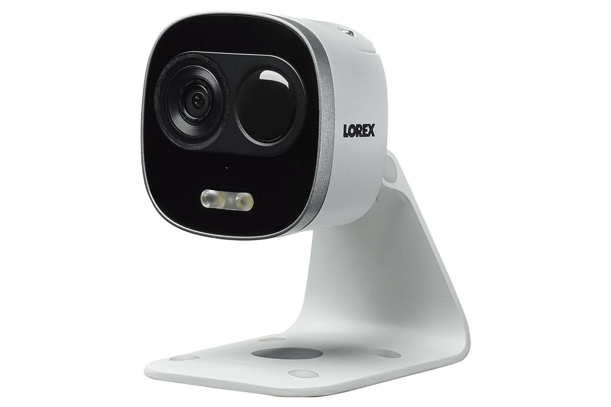 4K Ultra HD IP NVR System with 8 Active Deterrence Security Cameras, 130ft Night Vision - Lorex Technology Inc.