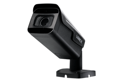 4K Ultra HD Resolution 8MP Motorized Varifocal Outdoor 4x Optical Zoom IP Camera with Real-Time 30FPS Recording and 2-Way Audio - Lorex Technology Inc.