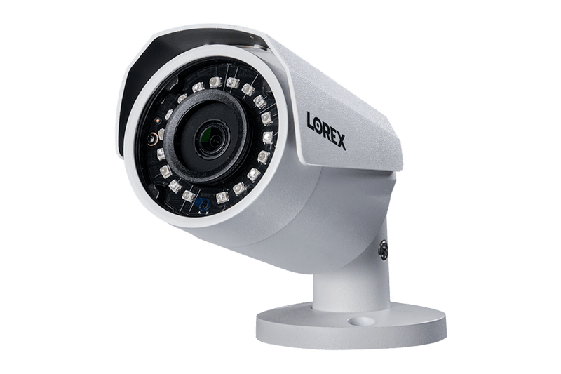 8-Channel Wired/Wireless System with 4 Wireless and 4 HD 1080p Resolution Security Cameras - Lorex Technology Inc.