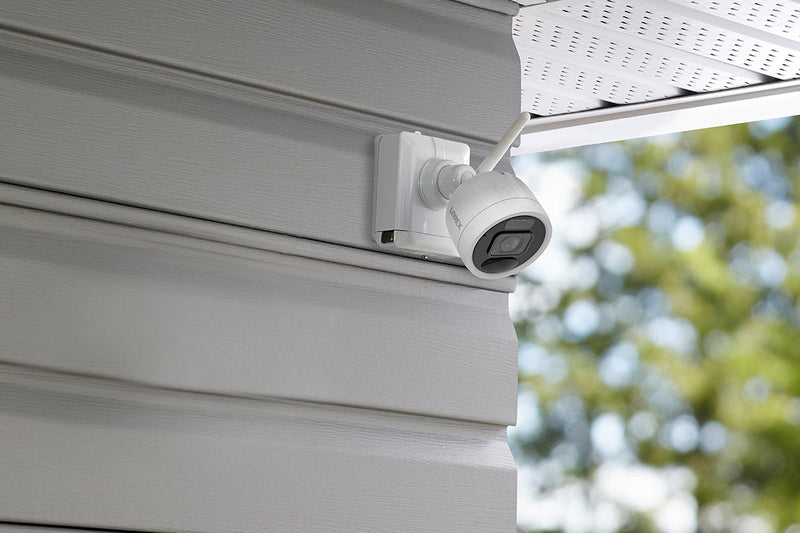 Lorex 2K (8 Camera Capable) 1TB NVR System with Outdoor Battery Operated Security Cameras and Solar Panels - Lorex Technology Inc.