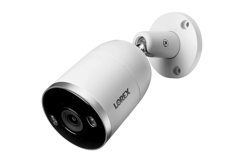 Lorex 4K Ultra HD Smart Deterrence IP Camera with Smart Motion Plus - Lorex Technology Inc.