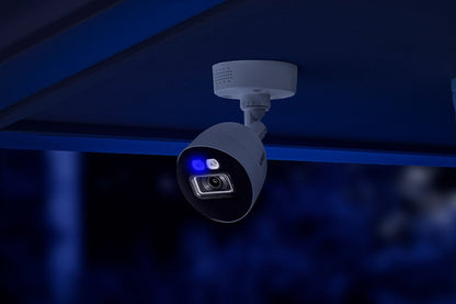 Lorex Fusion 4K 12 Channels (8 Wired and 4 Wi-Fi) 2TB Wired DVR System with 4 Smart Deterrence Cameras - Lorex Technology Inc.